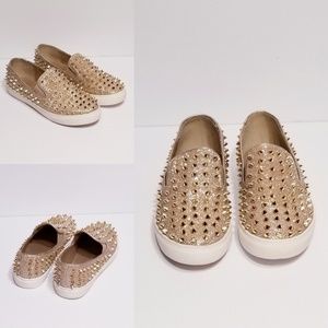 Shoes - Spike Flats Shoes - Spike Flats